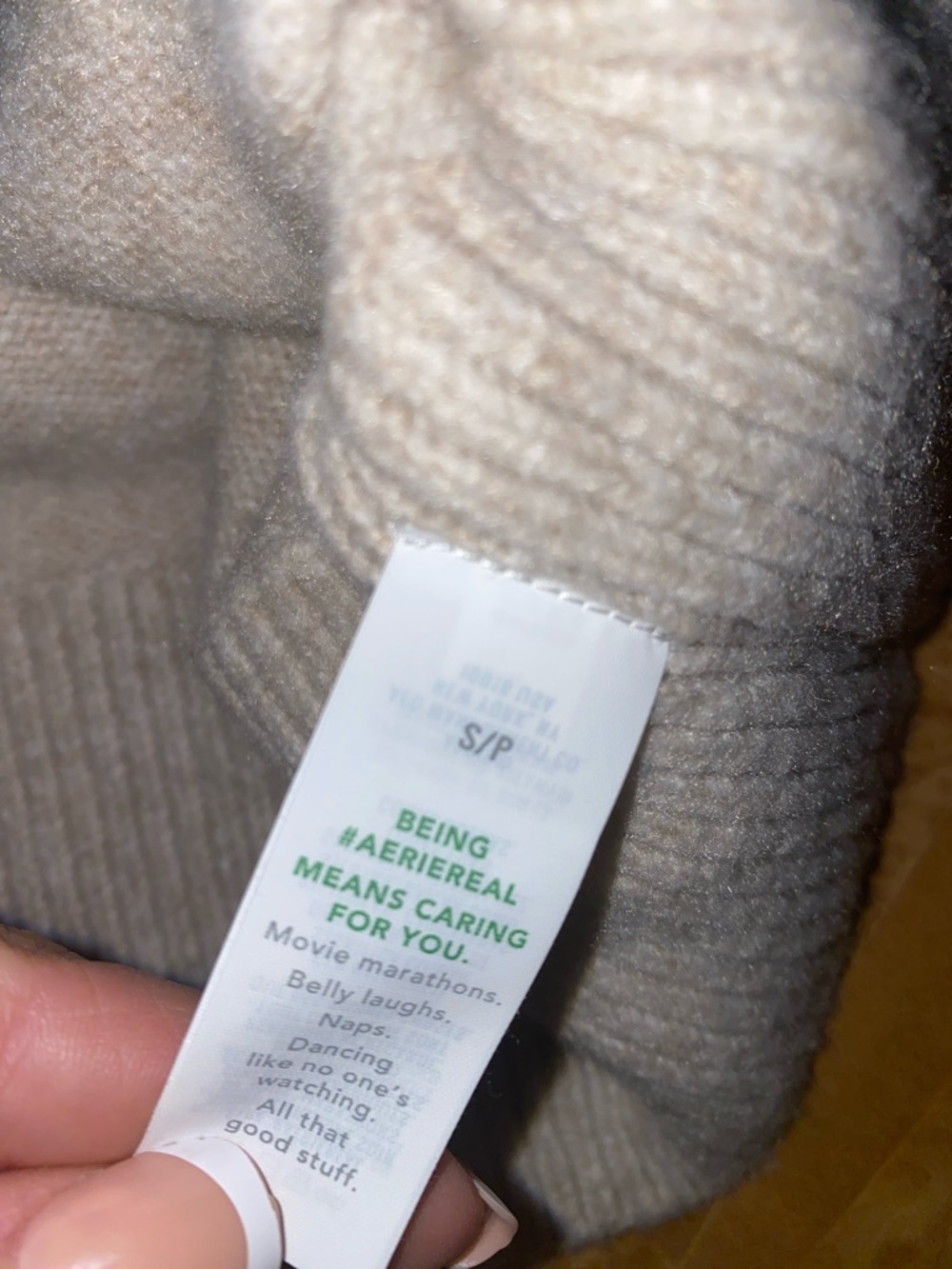 NWT!! Aerie Cream Collared V-Neck Knit Pullover Sweater Size Small Oversized - Picture 7 of 10